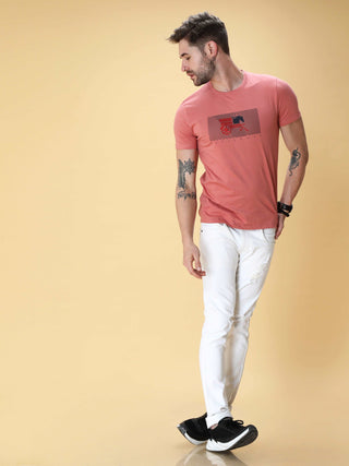 Coral Crew Neck T-Shirt shop online at Estilocus. This pure cotton printed T-shirt is a stylish go-to for laidback days. Cut in a comfy regular fit. • 100% Cotton knitted interlock 190GSM• Bio washed fabric• Round neck T-shirt • Half sleeve • Suits to wea