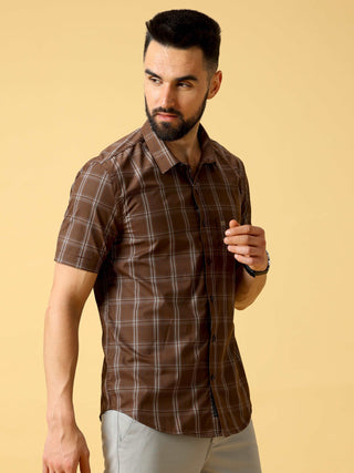 Brown And Cream Check half sleeve shirt shop online at Estilocus. DETAILS & CARE This pure cotton Checked shirt is a stylish go-to for laidback days. Cut in a comfy regular fit, with a classic button-down front and chest pocket. 100% premium cotton full s