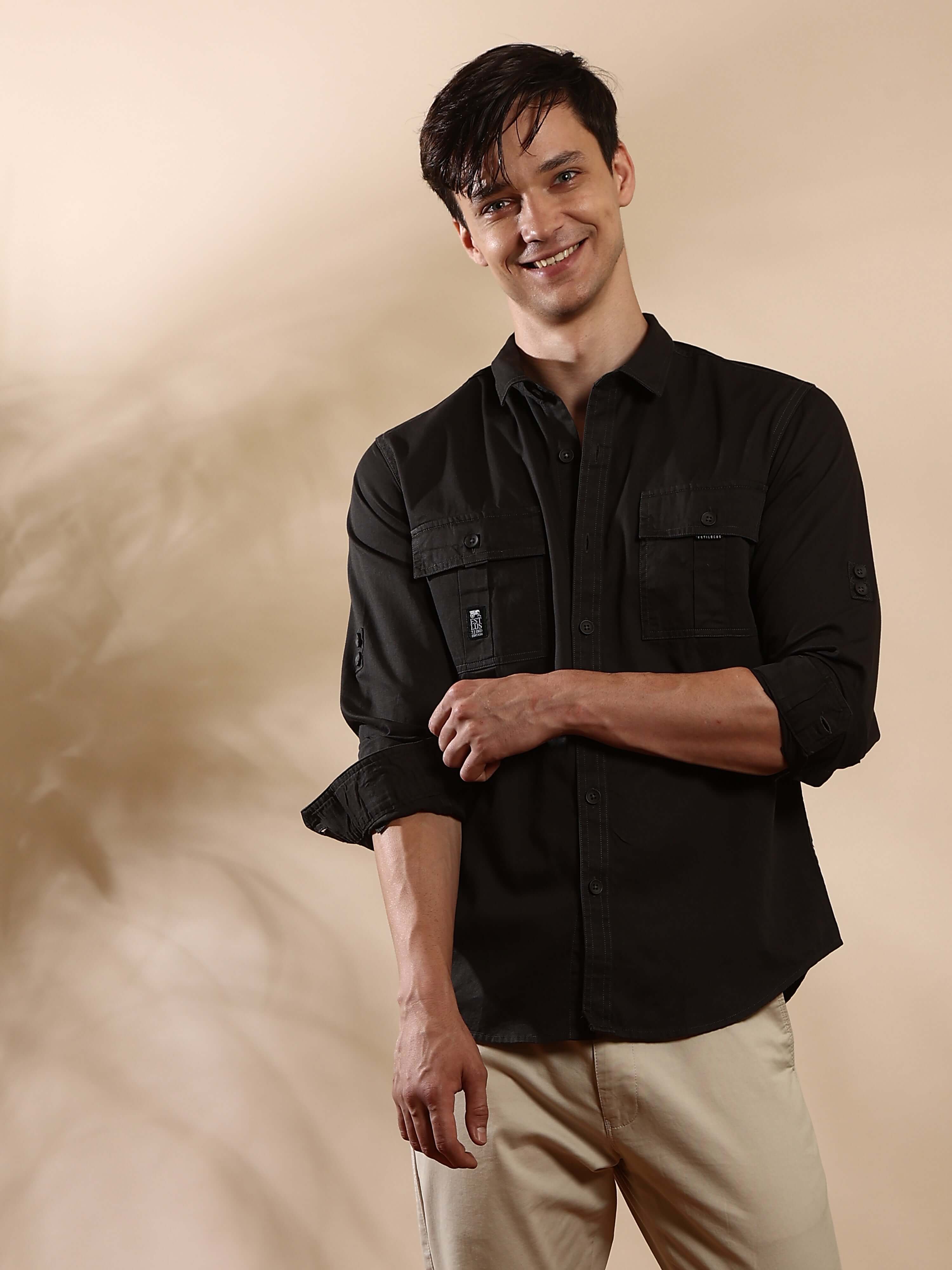 Charcoal grey Cargo casual full sleeve shirt shop online at Estilocus. • 100% PREMIUM COTTON • Full-sleeve solid shirt• Cut and sew placket• Regular collar• Double button round cuffs.• Double pocket with flap• Curved hemline• Finest quality sewing with al