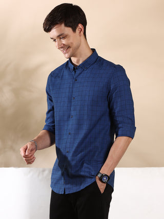 Checkmate Blue Semi Casual Shirt shop online at Estilocus. • Full-sleeve check shirt• Cut and sew placket• Regular collar• Double button square cuff.• Curved hemline• Finest quality sewing• Machine wash care• Suitable to wear with all types of bottoms• Ma