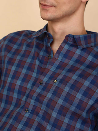 Blue Mate Casual Full Sleeve Check Shirt shop online at Estilocus. • Full-sleeve check shirt• Cut and sew placket• Regular collar• Double button square cuff.• Single pocket with logo embroidery• Curved hemline• Finest quality sewing• Machine wash care• Su