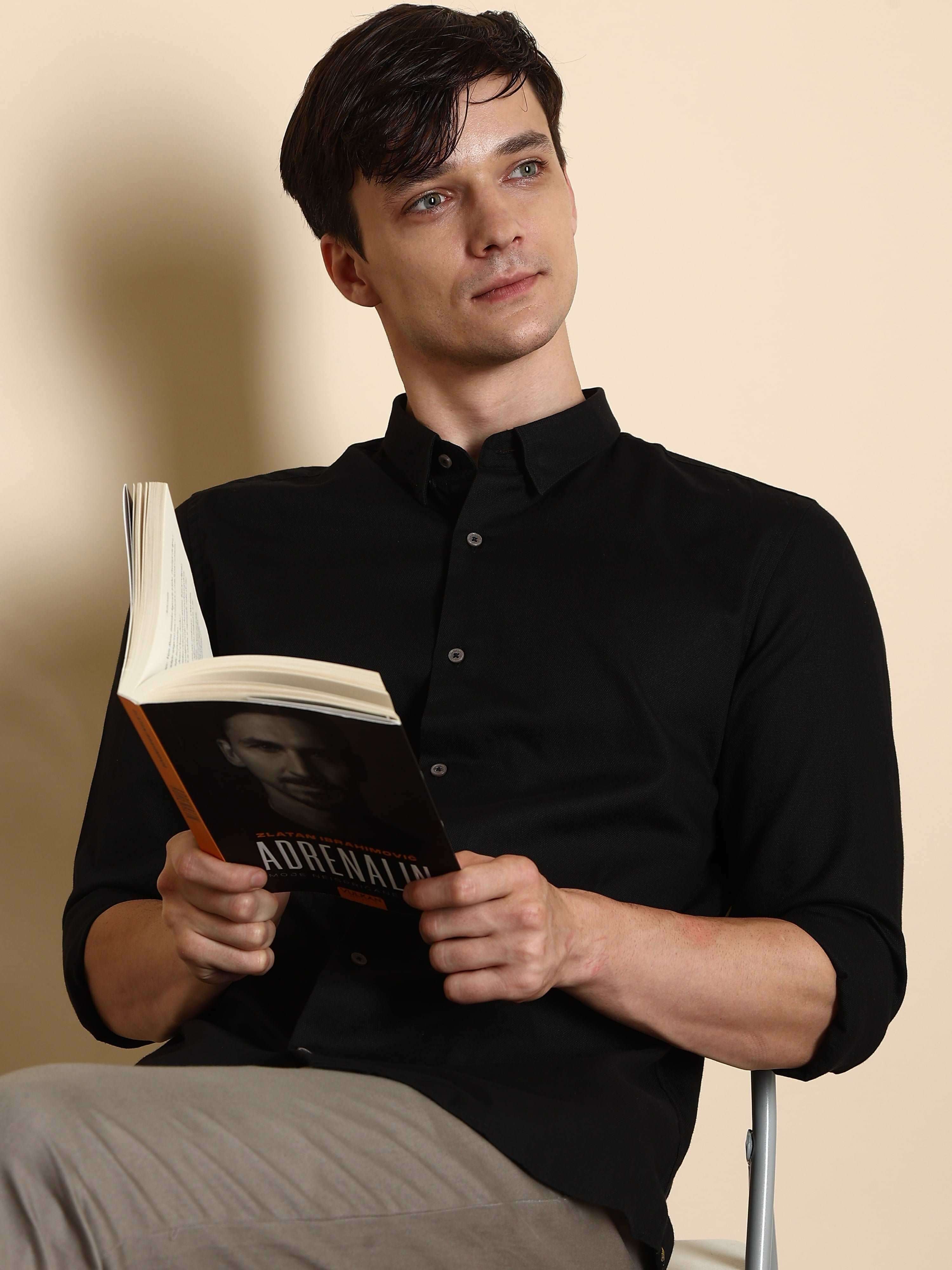 Black Solid Casual Full Sleeve Shirt