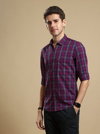 TRADITION LAVENDER SEMI CASUAL SHIRT shop online at Estilocus. DETAILS & CARE This pure cotton checked shirt is a stylish go-to for laidback days. Cut in a comfy regular fit, with a classic button-down front and chest pocket. 100% premium cotton full slee