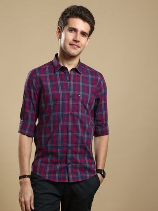 TRADITION LAVENDER SEMI CASUAL SHIRT shop online at Estilocus. DETAILS & CARE This pure cotton checked shirt is a stylish go-to for laidback days. Cut in a comfy regular fit, with a classic button-down front and chest pocket. 100% premium cotton full slee