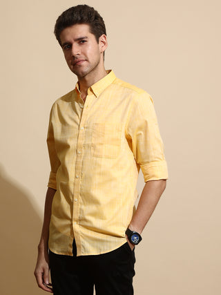 Mango Yellow Semi Casual Shirt shop online at Estilocus. • Full-sleeve solid shirt• Cut and sew placket• Regular collar• Double button square cuff.• Single pocket with logo embroidery• Curved hemline• Finest quality sewing• Machine wash care• Suitable to