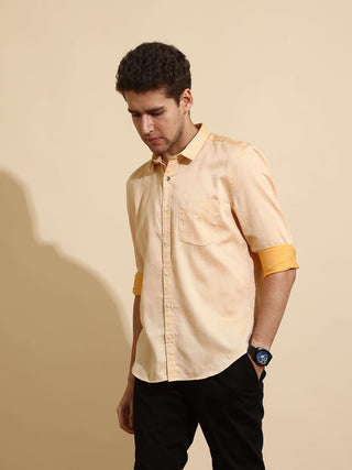 Yellow SD casual full sleeves shirt shop online at Estilocus. • Full-sleeve jacquard shirt• Cut and sew placket• Regular collar• Double button square cuff.• Single pocket with logo embroidery• Curved hemline• Finest quality sewing• Machine wash care• Suit