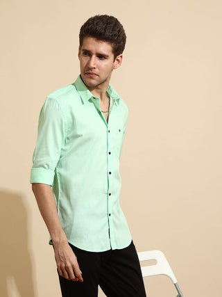 Light Green Casual shirt shop online at Estilocus. DETAILS & CARE This pure cotton Checked shirt is a stylish go-to for laid back days. Cut in a comfy regular fit, with a classic button-down front and chest pocket. 100% premium cotton full sleeve shirt Ch