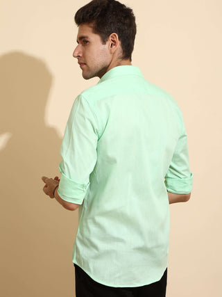 Light Green Casual shirt shop online at Estilocus. DETAILS & CARE This pure cotton Checked shirt is a stylish go-to for laid back days. Cut in a comfy regular fit, with a classic button-down front and chest pocket. 100% premium cotton full sleeve shirt Ch