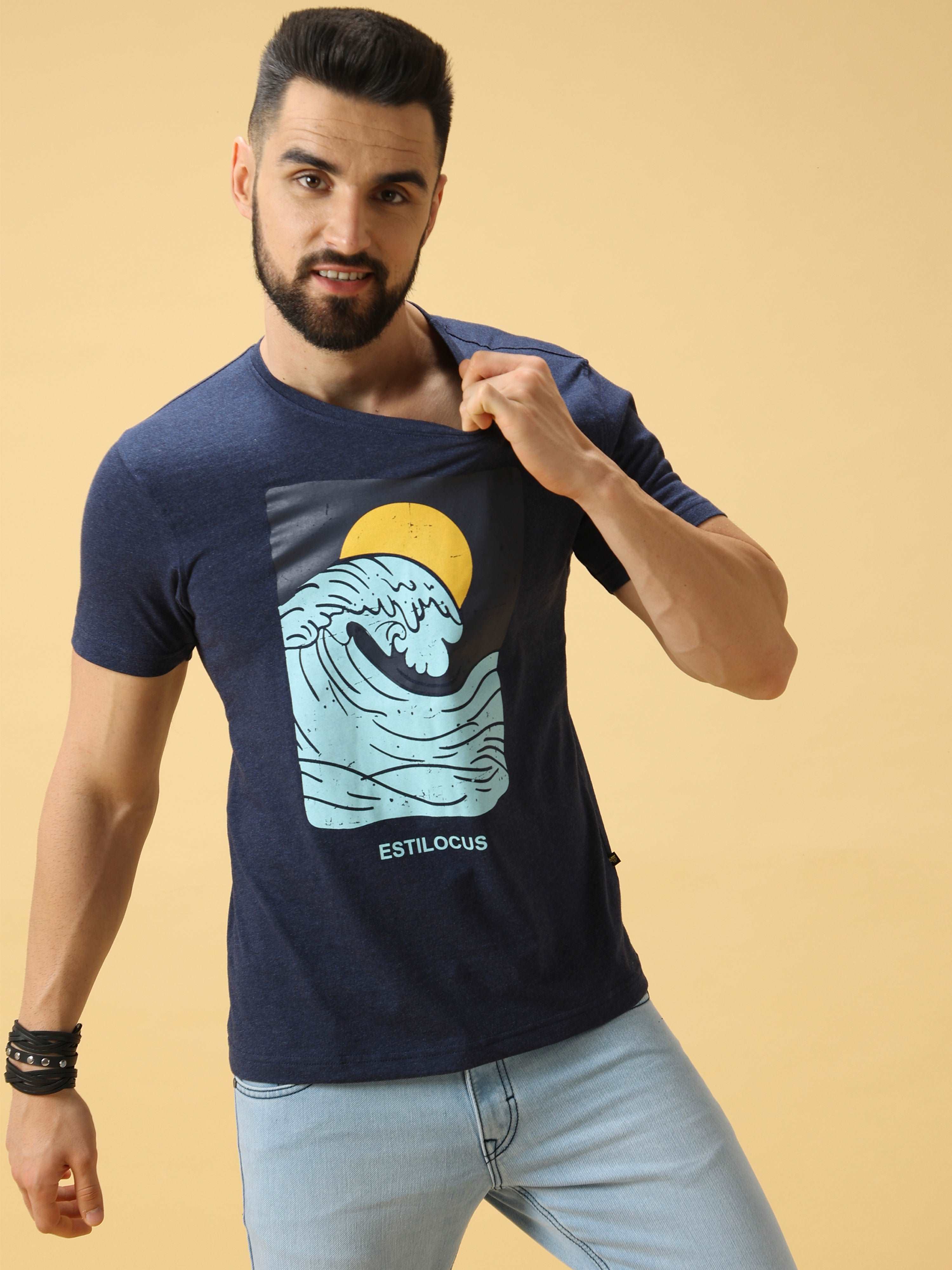 Chest Screen Print Crew Neck T-Shirt shop online at Estilocus. This pure cotton printed T-shirt is a stylish go-to for laidback days. Cut in a comfy regular fit. • 100% Cotton knitted interlock 190GSM• Bio washed fabric• Round neck T-shirt • Half sleeve •