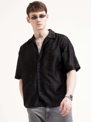 Texturiche quad black crochet oversized shirt - Men's Casual Wear shop online at Estilocus. Embrace summer with Texturiche's quad black crochet oversized shirt - perfect for a laid-back, stylish Hawaiian day. Light & airy, it's summer's must-have!