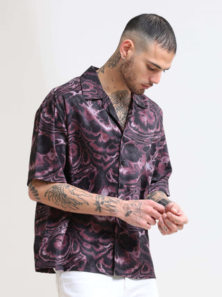 Ablaze Turbid Oversized Shirt shop online at Estilocus. Our Ablaze Turbid Oversized Shirt is perfect for those Hawaiian days. The relaxed fit and lightweight fabric make it comfortable to wear all day. Its classic style is perfect for those summer streetw