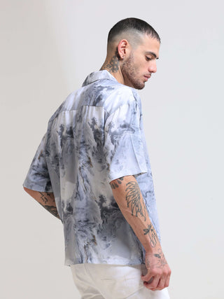 Marble Grey Oversized Shirt shop online at Estilocus. Our Marble Grey Oversized Shirt is perfect for those Hawaiian days. The relaxed fit and lightweight fabric make it comfortable to wear all day. Its classic style is perfect for those summer streetwear