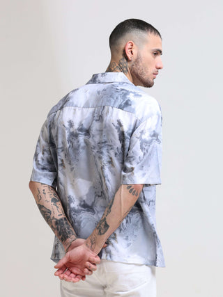 Marble Grey Oversized Shirt shop online at Estilocus. Our Marble Grey Oversized Shirt is perfect for those Hawaiian days. The relaxed fit and lightweight fabric make it comfortable to wear all day. Its classic style is perfect for those summer streetwear