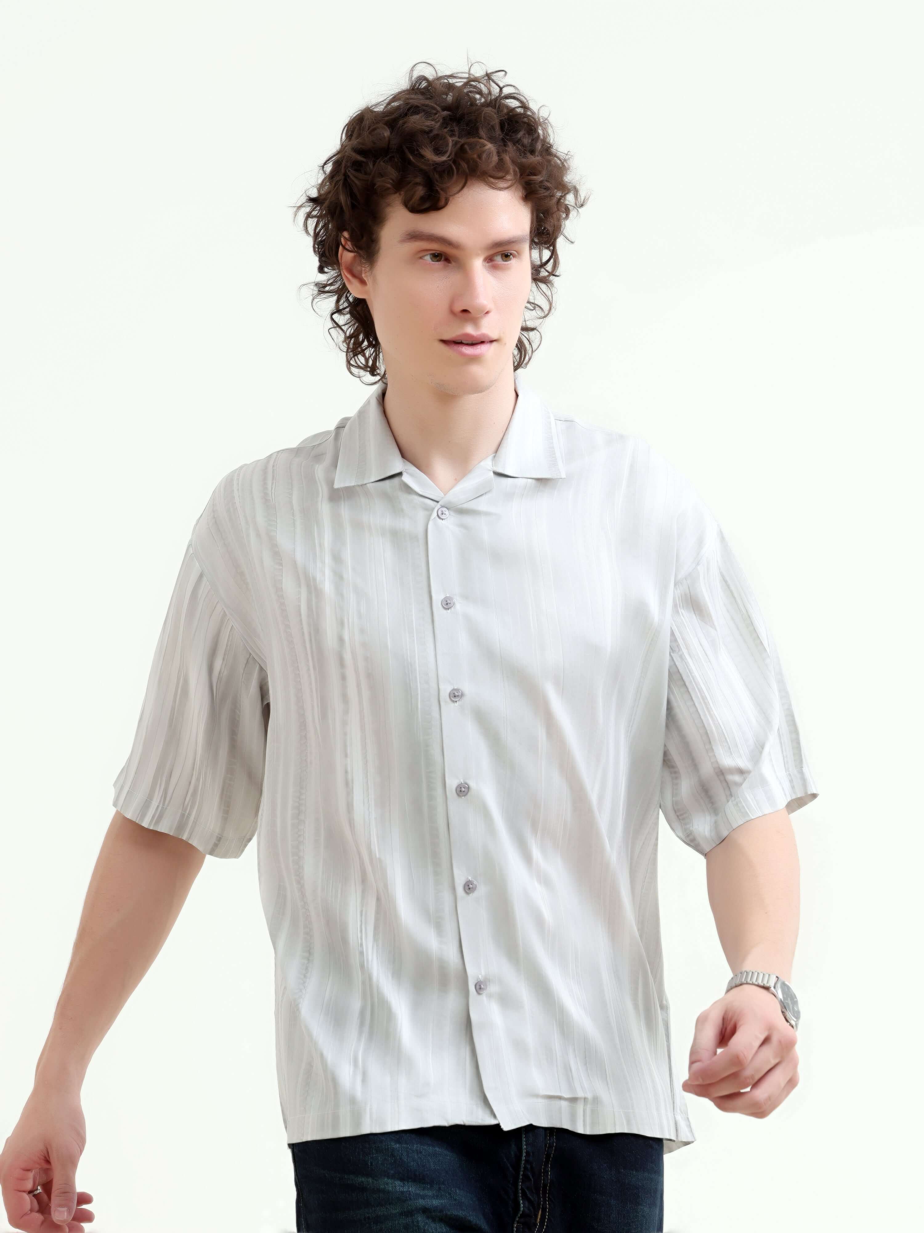 Men's Tonal Gray Oversized Shirt - New Arrival shop online at Estilocus. Embrace summer vibes with our men's lightweight, oversized shirt in tonal gray. Perfect for a casual yet stylish look. Shop new arrivals now!