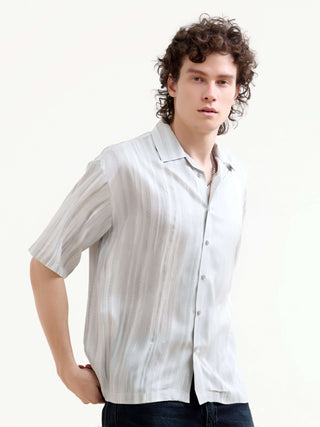 Men's Tonal Gray Oversized Shirt - New Arrival shop online at Estilocus. Embrace summer vibes with our men's lightweight, oversized shirt in tonal gray. Perfect for a casual yet stylish look. Shop new arrivals now!