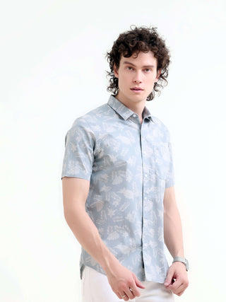 Men's Tropical Palm Printed Shirt - New Arrival shop online at Estilocus. Embrace summer with our Tropical Palm Tree Shirt. Perfect for men's casual wear, this new arrival promises style & comfort. Shop now!