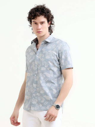 Men's Tropical Palm Printed Shirt - New Arrival shop online at Estilocus. Embrace summer with our Tropical Palm Tree Shirt. Perfect for men's casual wear, this new arrival promises style & comfort. Shop now!