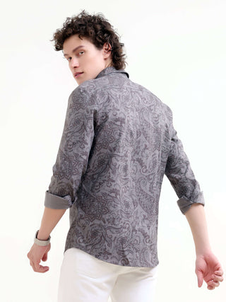 Men's Paisley Gray Floral Shirt - New Summer Arrival shop online at Estilocus. Elevate your style with our dusky gray paisley floral printed shirt. Perfect for summer, this new arrival combines comfort with a casual, artistic touch.