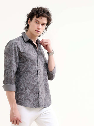 Men's Paisley Gray Floral Shirt - New Summer Arrival shop online at Estilocus. Elevate your style with our dusky gray paisley floral printed shirt. Perfect for summer, this new arrival combines comfort with a casual, artistic touch.