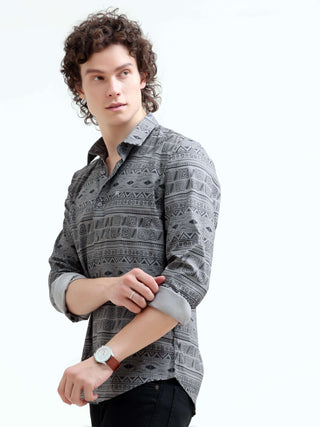 Men's Dusky Gray Trib Print Shirt - New Arrival shop online at Estilocus. Elevate your summer style with the new men's dusky gray geometric printed shirt. Perfect blend of modern design and comfort. Shop now!