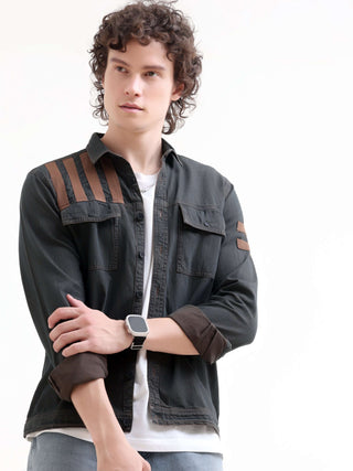 Men's Brown Denim Overshirt - New Indigo Shade shop online at Estilocus. Elevate your style with our Rubans brown denim overshirt. Durable, comfortable & perfect for any casual occasion. Shop the classic new color now!