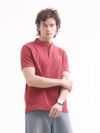 Pinnacle Red Henley T-Shirt - Men's Summer Essential shop online at Estilocus. Discover the ultimate in comfort with our Pinnacle Henley red tee. 100% cotton, perfect for summer, new arrivals - casual yet stylish. Shop now!