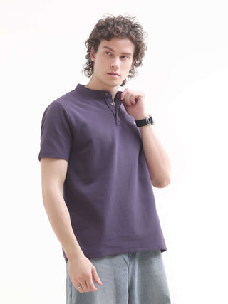 Men's Dusky Purple Henley T-Shirt - New Arrival shop online at Estilocus. Discover the pinnacle of summer style with our dusky purple Henley t-shirt. Perfect for any casual occasion, it offers comfort & a sleek design.