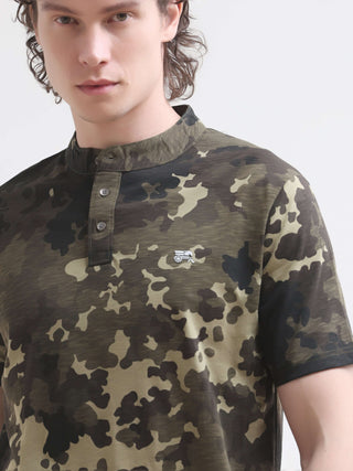 Olive Henley Camouflage T-Shirt for Men - New Arrival shop online at Estilocus. Shop the latest men's casual summer essential: Olive Henley Camo Tee. 100% cotton, lightweight, comfortable fit. Order now!