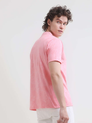 Men's Pink Henley T-Shirt - Lim's Latest Summer Casual shop online at Estilocus. Shop the new Lim solid pink Henley tee - light & stretchy 100% cotton fabric for all-day comfort. Perfect for summer casual wear.