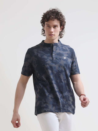 Men's Blue Henley T-Shirt - New Summer Casualwear shop online at Estilocus. Shop the latest in men's summer fashion with our Foge blue Henley T-shirt. Premium cotton comfort, perfect for any casual occasion.