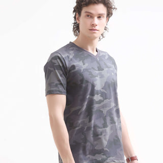 Blitz Camo T-Shirt - Lightweight & Stylish for Men shop online at Estilocus. Discover the Blitz Camo T-shirt, perfect for the casual summer look. V-Neck, half-sleeve design in a comfy cotton blend. Shop the new arrival!