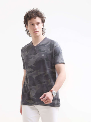 Blitz Camo T-Shirt - Lightweight & Stylish for Men shop online at Estilocus. Discover the Blitz Camo T-shirt, perfect for the casual summer look. V-Neck, half-sleeve design in a comfy cotton blend. Shop the new arrival!