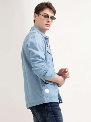 Ice Blue Denim Street Overshirt - Men's Casual Wear shop online at Estilocus. Elevate your wardrobe with the Ice Blue Denim Street Overshirt. Features a unique design, regular fit, and double front pockets. Perfect for casual chic.