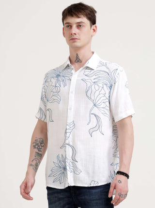 Floral printed blue half sleeve shirt - Men's Casual Wear shop online at Estilocus. Embrace the summer with our Floral printed blue half sleeve shirt. Perfect for Hawaiian days, its comfy & stylish fit makes it a streetwear favorite.