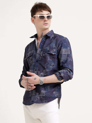 Geometric abstract indigo Overshirt - Men's Casual Wear shop online at Estilocus. Elevate your style with our Indigo Geometric Overshirt. Perfect for any casual occasion, featuring a regular fit and unique abstract design.