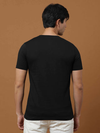 Vintage Edition Printed Black T Shirt shop online at Estilocus. 100% Cotton Designed and printed on knitted fabric. The fabric is stretchy and lightweight, with a soft skin feel and no wrinkles. Crew neck collar which is smooth on the neck and keeps you c