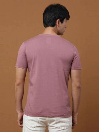 Vintage Edition Printed Peach T Shirt shop online at Estilocus. 100% Cotton Designed and printed on knitted fabric. The fabric is stretchy and lightweight, with a soft skin feel and no wrinkles. Crew neck collar which is smooth on the neck and keeps you c