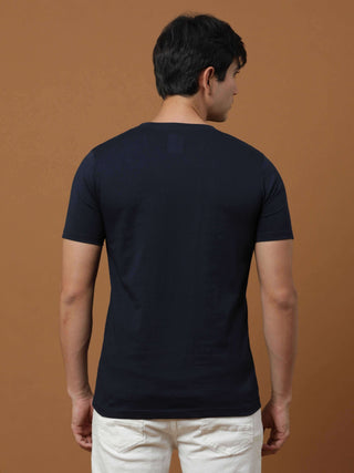 Camping Edition Navy Printed T Shirt shop online at Estilocus. 100% Cotton Designed and printed on knitted fabric. The fabric is stretchy and lightweight, with a soft skin feel and no wrinkles. Crew neck collar which is smooth on the neck and keeps you co