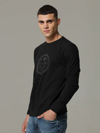 Black Solid Sweat Shirt shop online at Estilocus. • Crew neck• Long sleeve• Ribbing around neckline, Cuff & hem• High quality print and fine embroidery Fit : Comfort fit Size : The model is wearing M size Model height : 6 Feet Wash care : Cold machine was