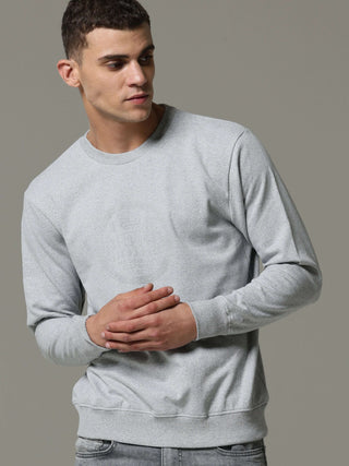 Grey Solid Sweat Shirt shop online at Estilocus. • Crew neck• Long sleeve• Ribbing around neckline, Cuff & hem• High quality print Fit : Comfort fit Size : The model is wearing M size Model height : 6 Feet Wash care : Cold machine wash