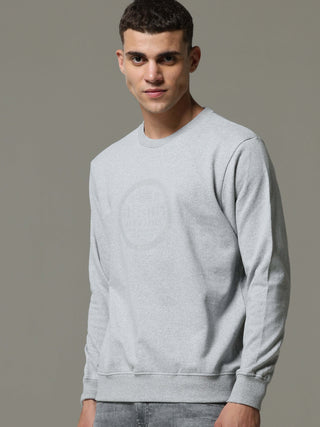 Grey Solid Sweat Shirt shop online at Estilocus. • Crew neck• Long sleeve• Ribbing around neckline, Cuff & hem• High quality print Fit : Comfort fit Size : The model is wearing M size Model height : 6 Feet Wash care : Cold machine wash