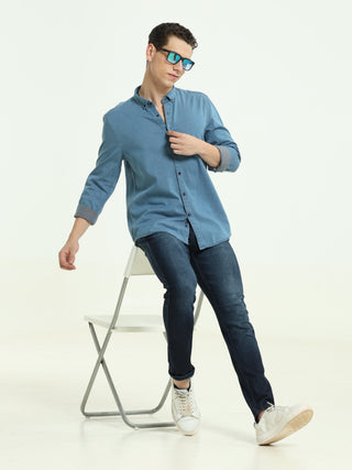 Denim Sea Blue Casual Shirt shop online at Estilocus. DETAILS & CARE This pure cotton Solid Denim shirt is a stylish go-to for laidback days. Cut in a comfy regular fit, with a classic button-down front and chest pocket. 100% premium cotton full sleeve De