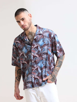 Hawaiian Island Oversized Shirt shop online at Estilocus. Our Hawaiian Island Oversized Shirt is perfect for those Hawaiian days. The relaxed fit and lightweight fabric make it comfortable to wear all day. Its classic style is perfect for those summer str