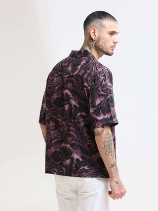 Ablaze Turbid Oversized Shirt shop online at Estilocus. Our Ablaze Turbid Oversized Shirt is perfect for those Hawaiian days. The relaxed fit and lightweight fabric make it comfortable to wear all day. Its classic style is perfect for those summer streetw