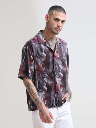 Cuban Wave Oversized Shirt shop online at Estilocus. Our Cuban Wave Oversized Shirt is perfect for those Hawaiian days. The relaxed fit and lightweight fabric make it comfortable to wear all day. Its classic style is perfect for those summer streetwear lo