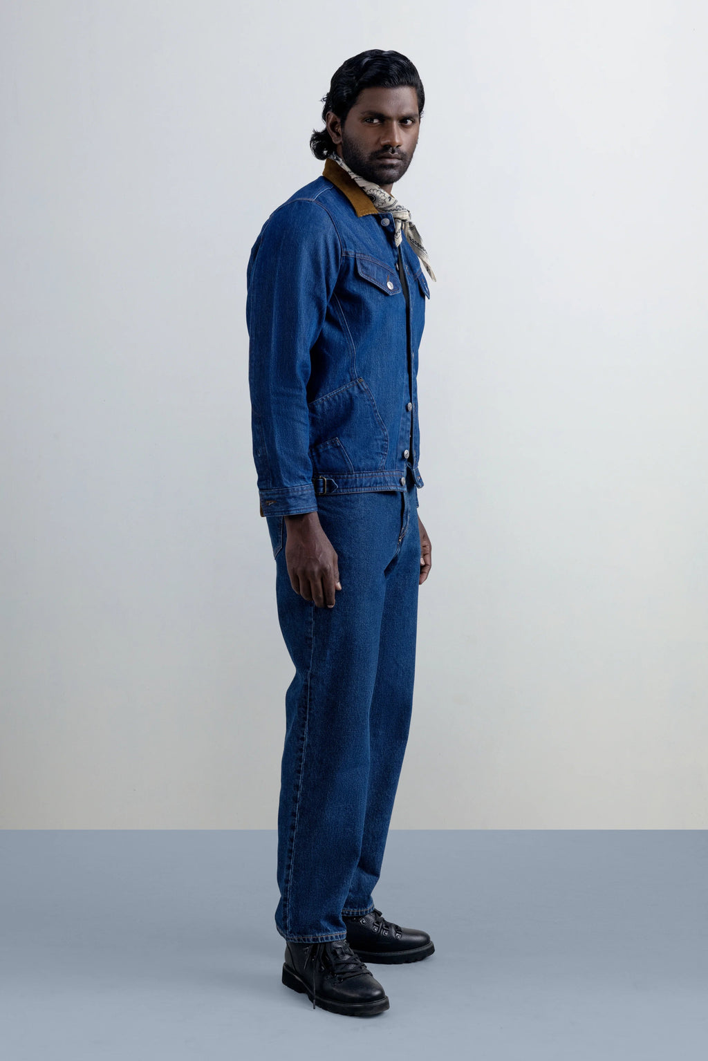 Blueward Belaine Denim - model_poseposition_of_shirtporduct_type