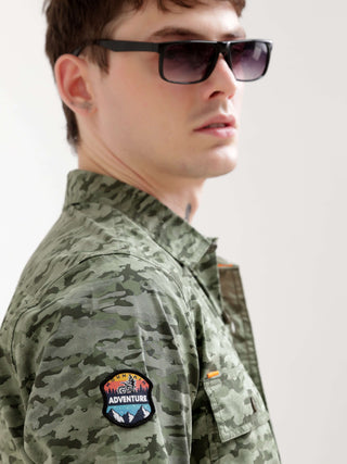 Camo Street Olive Overshirt - model_poseposition_of_shirtporduct_type