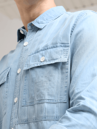 Denim Casual Double Pocket Shirt shop online at Estilocus. 100% premium Denim Denim ,Full-sleeve shirt cut and sew placket. Regular collar Double button edge cuff Double pocket with flap Curved bottom hemline pc-back elegant print @ panel All Double needl