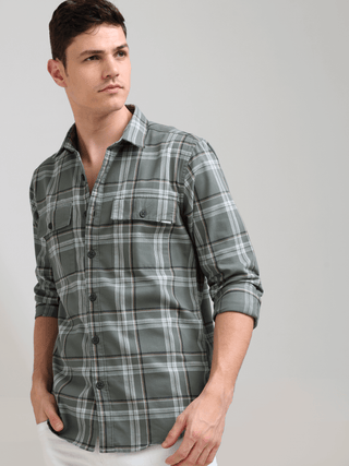 Taupe green off-white casual check shirt shop online at Estilocus. 100% Cotton • Full-sleeve check shirt• Cut and sew placket• Regular collar• Double button edge cuff• Double pocket with flap• Curved bottom hemline .• All double needle construction, fines