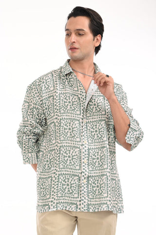 Evergreen Bold Print Oversized Shirt - model_poseposition_of_shirtporduct_type